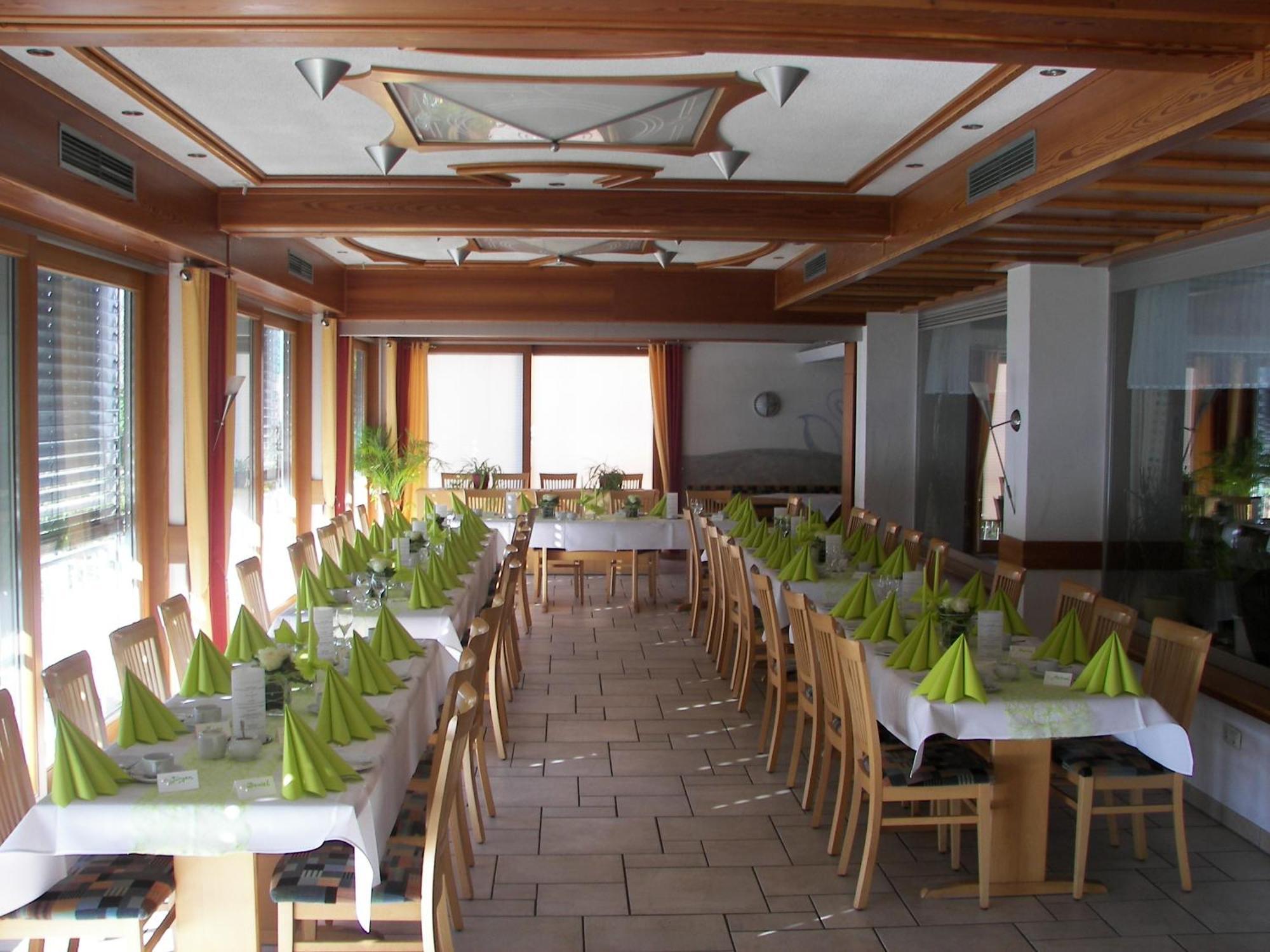 Gasthof Zum Schwanen Kleinostheim Dış mekan fotoğraf